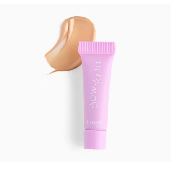 Benefit Other - NEW BENEFIT COSMETICS Liquid Highlighter In 'Luna' Light/medium